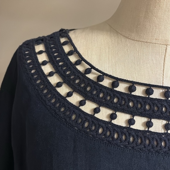 J. Jill love linen navy blue 3/4 Sleeve Blouse crochet trim relaxed fit boxy M - Picture 5 of 10
